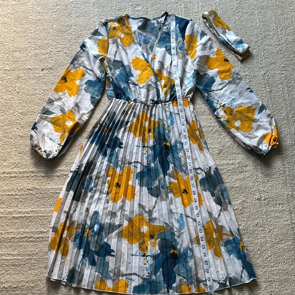 SHEIN White Floral Pleated Long Sleeve Midi Dress with Yellow & Blue Print - Picture 4 of 5